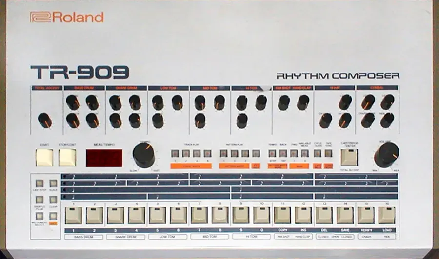 The Roland TR-909 card