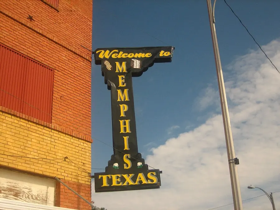 The Memphis, Texas card