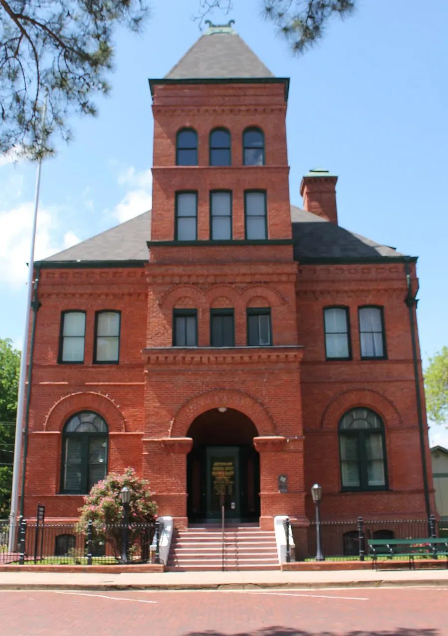 The Jefferson, Texas card