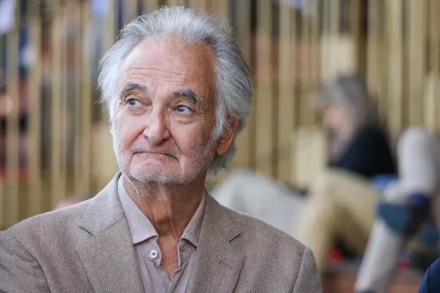 The Jacques Attali card